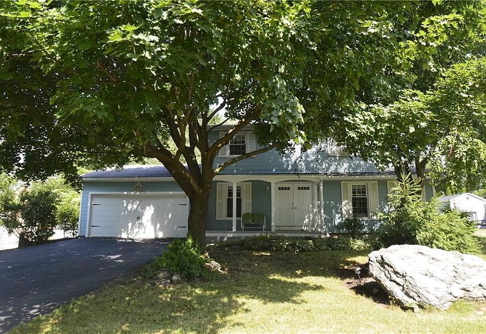 1st image of 1428 Tudor Way