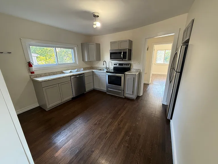 1105 Highland Avenue Unit #2 — Photo 1