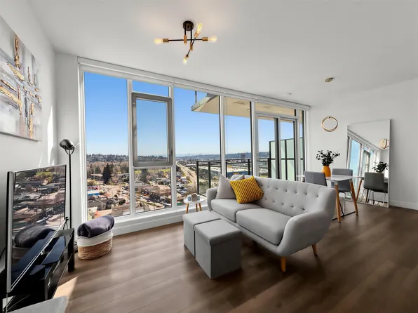 901 Lougheed Hwy #1209, Coquitlam, BC V3K 3T3