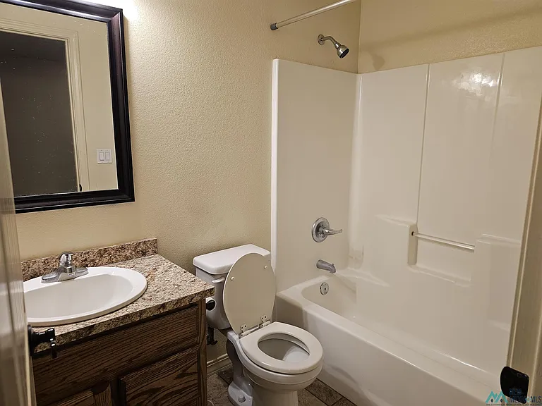 808 Wright St — Photo 11