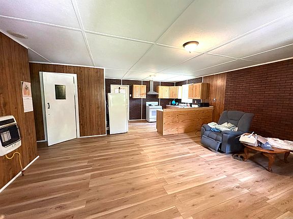 2nd image of 1003 Darter Dr