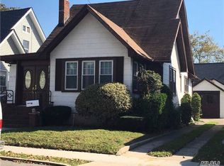 18416 Galway Ave, Jamaica, NY 11412