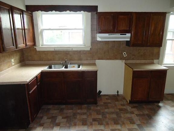 2nd image of 3959 Abington Ave