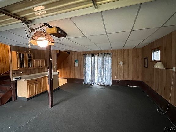 3rd image of 7167 Fremont Rd