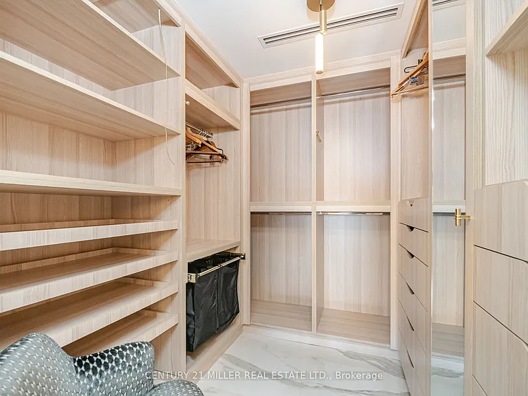 180 University Ave #2705 — Photo 33