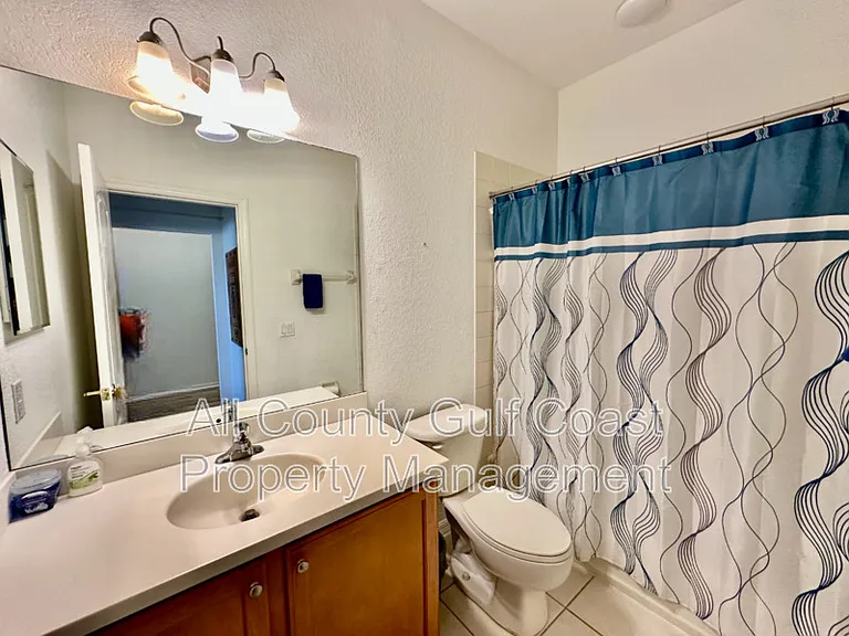 803 Fairwaycove Ln #203 — Photo 11