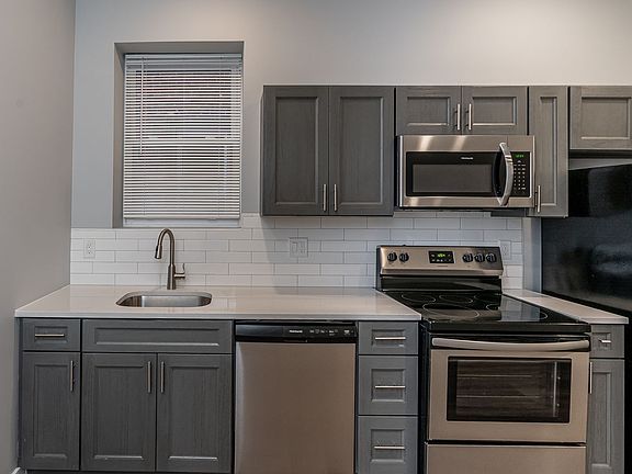 3rd image of 846 N 41st St #1