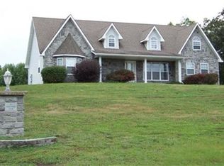 28382 Stone Ridge Cir, Warsaw, MO 65355