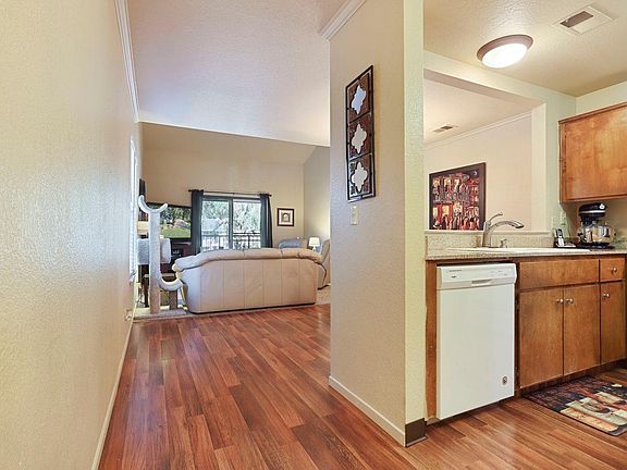 5th image of 2401 Eilers Ln Unit 102