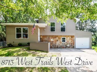 8713 W Trails West Dr, Columbia, MO 65202
