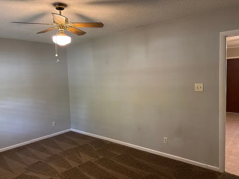 6411 Pinebrook Dr — Photo 3