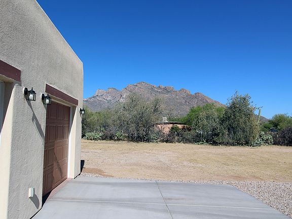 5th image of 1040 W Calle Concordia