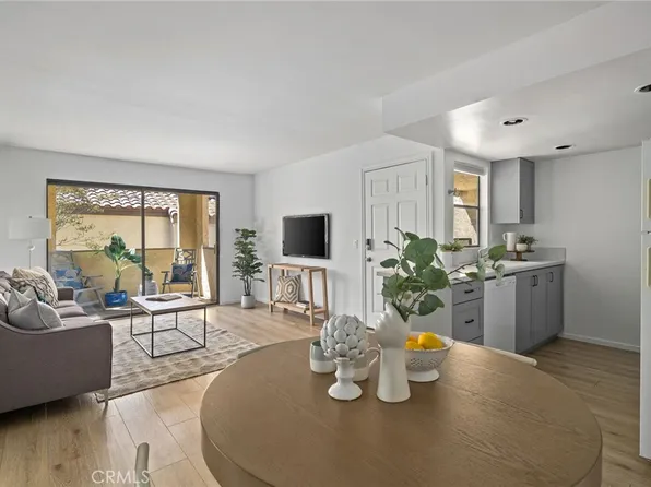 1114 W Blaine St APT 207, Riverside, CA 92507