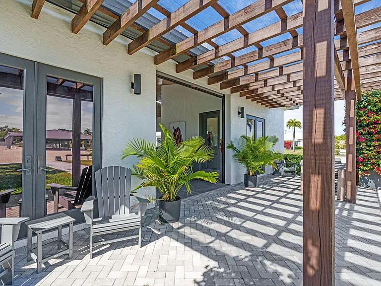 13155 Southfields Rd — Photo 11