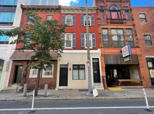 216 N 13th St #3F, Philadelphia, PA 19107