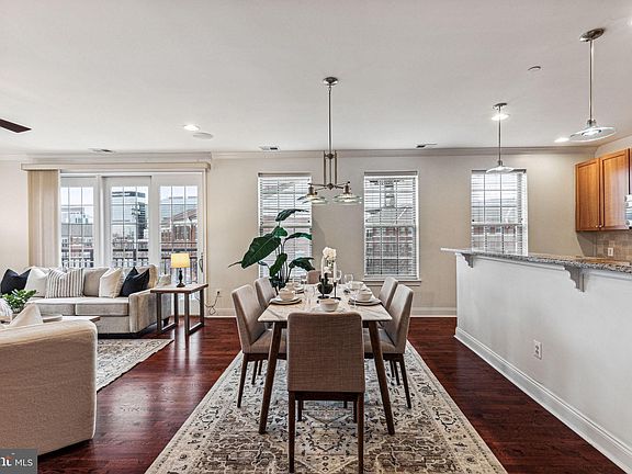 5th image of 800 Admirals Way Unit 1827