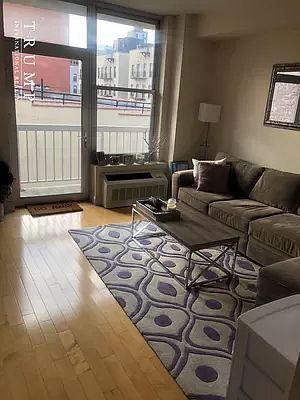 3rd image of 249 E 118th St APT 5A
