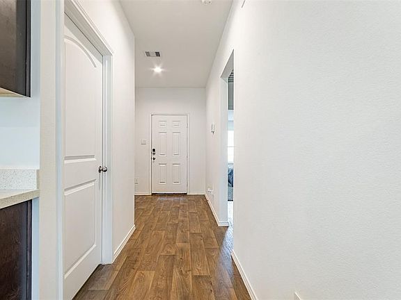 5th image of 5134 Jasmine Dawn Dr