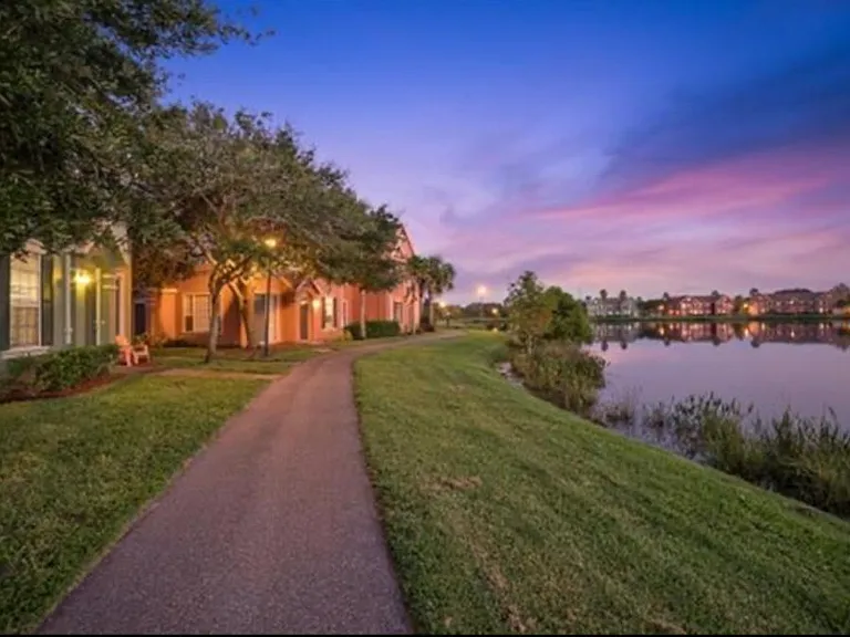 9080 Lake Chase Island Way — Photo 10