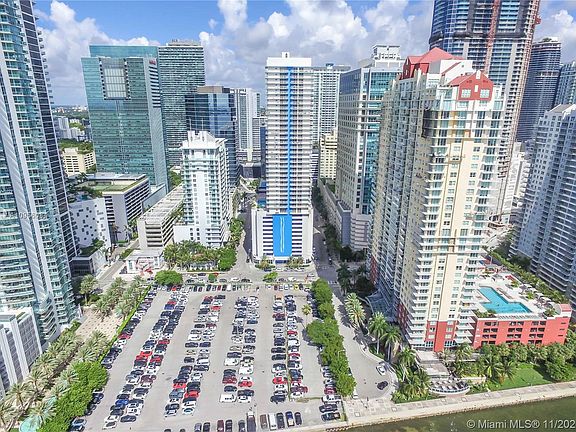 5th image of 1200 Brickell Bay Dr APT 3014