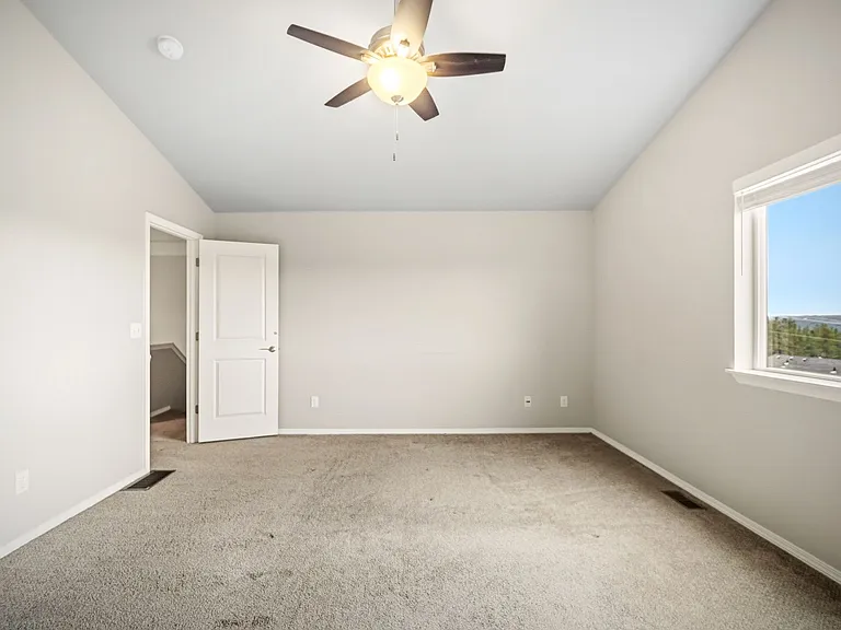 8411 N James Ct — Photo 34