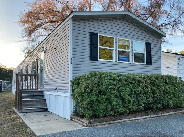 3822 SW 51st Dr #L21, Gainesville, FL 32608