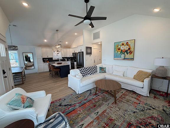 3rd image of 613 W Palmetto St Lot 7R