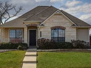 2001 Autumn Lake Dr, Bryan, TX 77807