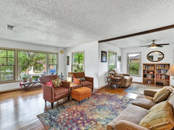 2837 Townsend Dr, Fort Worth, TX 76110