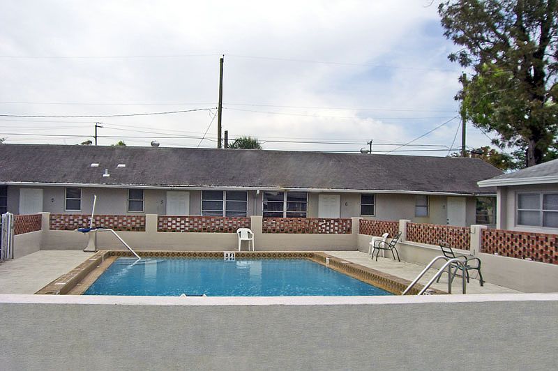 pool view