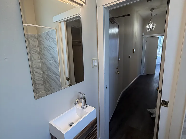 1040 Howard St #7 — Photo 9