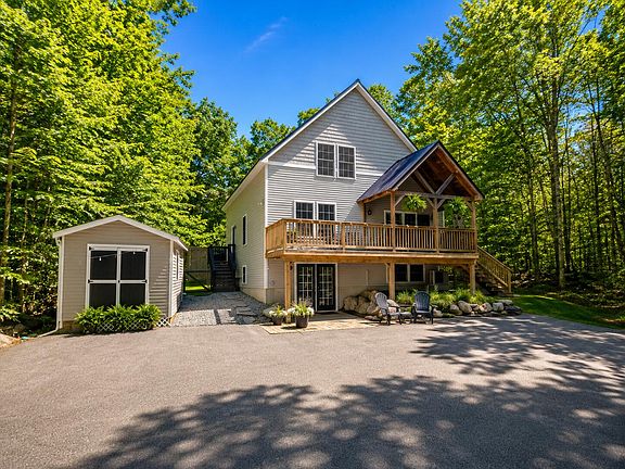 2nd image of 16 Escott Way