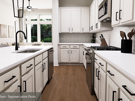 The Cleveland - Kitchen