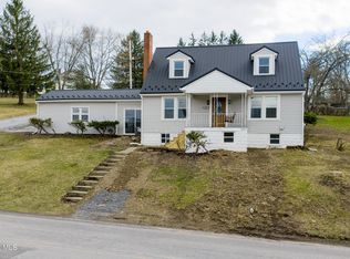 1067 N 20th Ave, Altoona, PA 16601