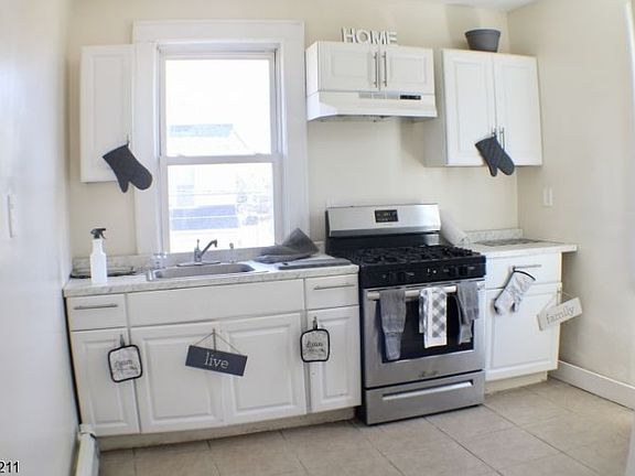 3rd image of 14 Norwood Ave