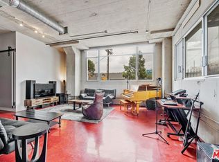 825 E 4th St APT 111, Los Angeles, CA 90013