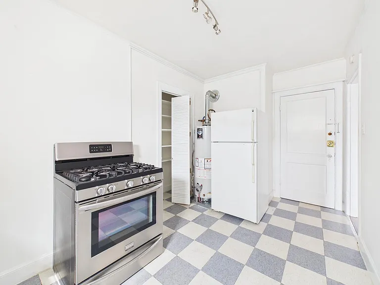 1920 Richmond Ave #4 — Photo 15