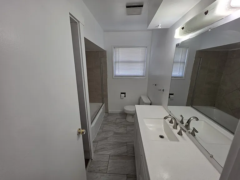 108 NE 143rd Ave — Photo 7