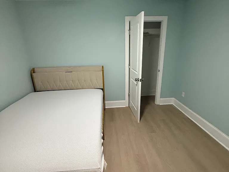 3307 Princess Place Dr — Photo 2