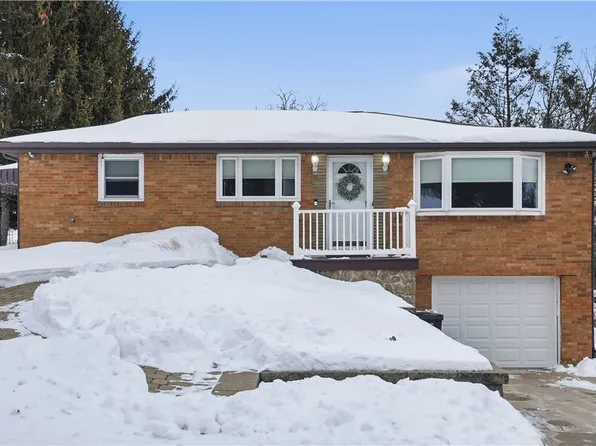 1297 Hillview Dr, North Huntingdon, PA 15642