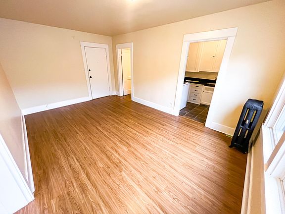 3rd image of 621 1st Ave #206