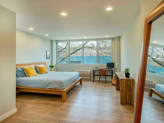 3rd image of 255 1st St Suite 2B