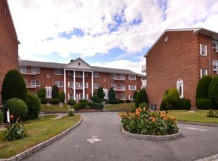 59 Maple Ave APT 2A, Hastings On Hudson, NY 10706