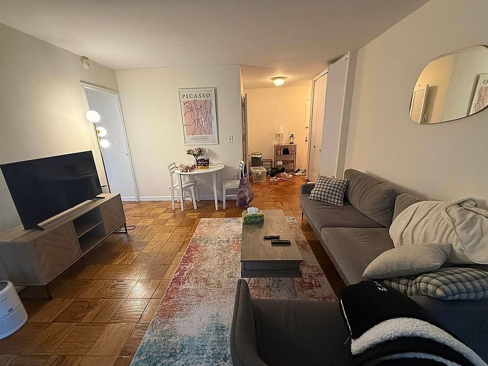 1st image of 279 E 44th St APT 4n