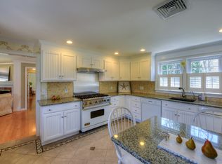 89 Spice Ln, Osterville, MA 02655