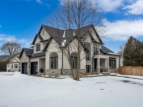 2nd image of 817 King Rd