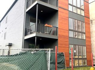 3655 S Indiana Ave, Chicago, IL 60653