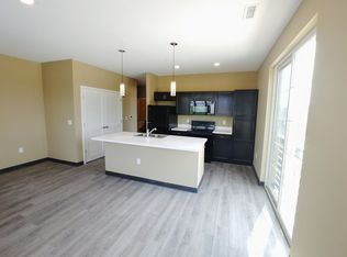 135 W 4th St #305, Bloomington, IN 47404