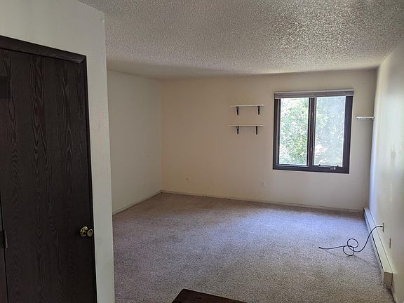 3rd image of 1427 S 2nd St W APT 2