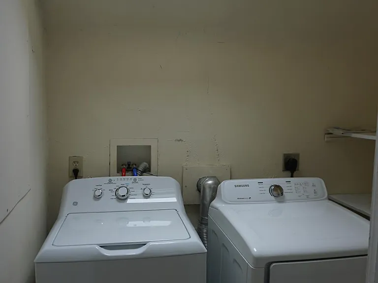 2253 Madison Ave — Photo 13